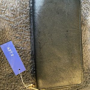 APT 9 Wallet